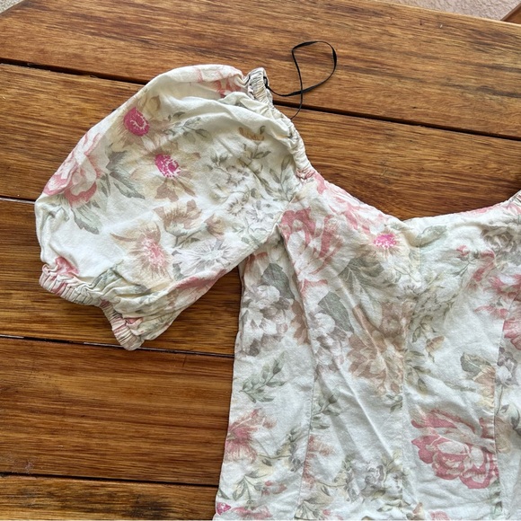H&M Sweetheart Neckline Linen Blend Dainty Top Floral Puff Sleeves size 6 S/M - Picture 9 of 14